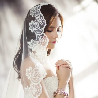 Beautiful Bridal Hair Ideas!