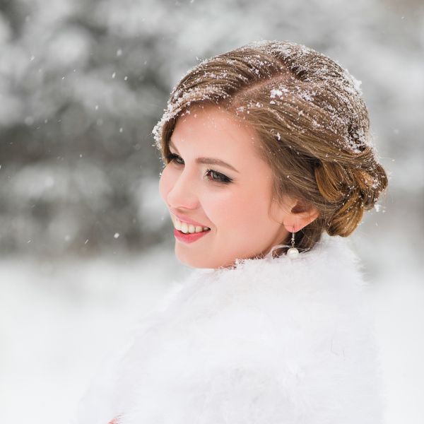 Winter Wedding Hairstyle Inspiration